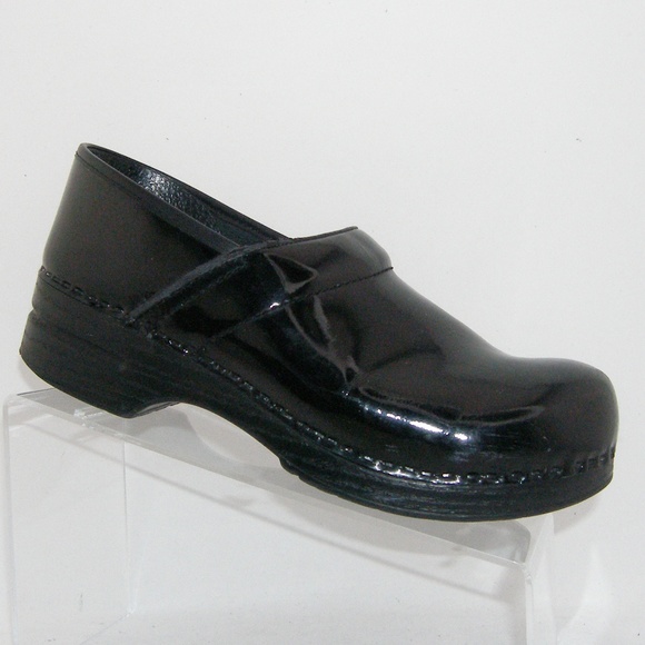 dansko professional black patent